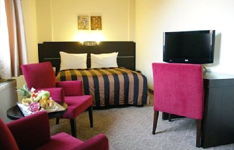 Leonardo Hotel - hotel room at affordable price in Budapest in the IX. district