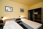 Hotelroom at discount prices in Hotel Thomas in Budapest, close to Mester street
